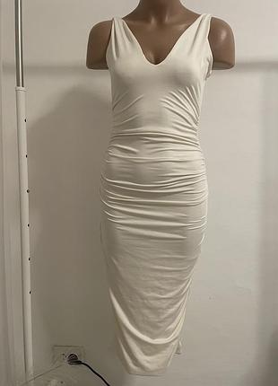 Платье молочное