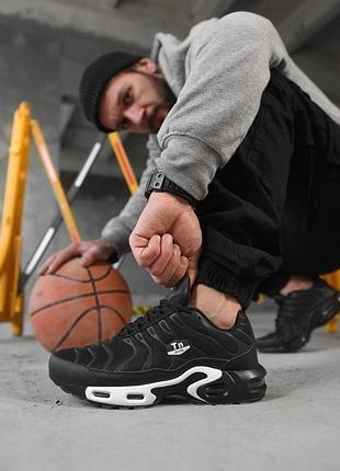 Чоловічі кросівки tnrun black