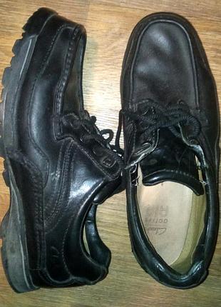 Туфли clarks 43 размер кожаные очень мягкие комфортные