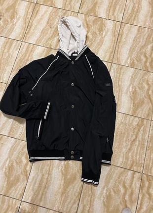 Куртка,ветровка,легкая