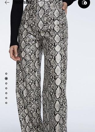 Штани шкіряні анімалістичний принт zara stradivarius брюки