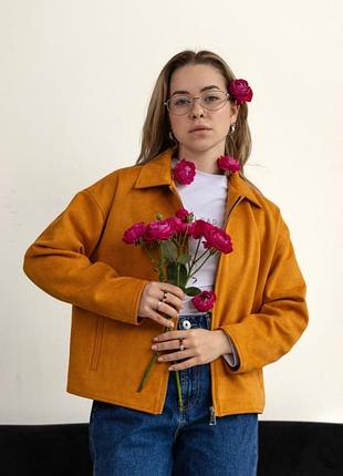 Замшевый бомбер lava,горчичный