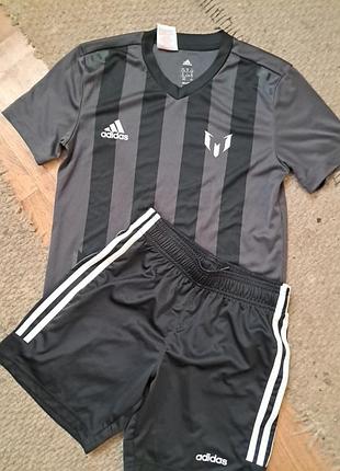 Спортивная форма для футбола adidas