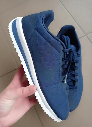 Оригінальні кросівки nike cortez
