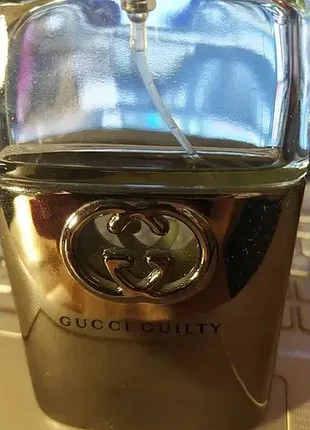 Gucci Lion head ring with crystal