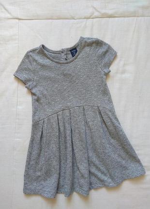 Классное стильное платье на девочку gap 3 года