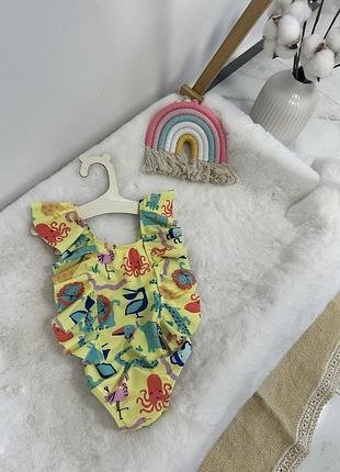 Яркий купальник, слитный купальник, сдельный купальник, плавательный костюм