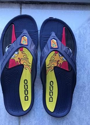 Шлепки на 37 розмір