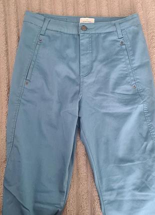 Брюки женские fiveunits
очень удобные🔥(растягивающиеся).