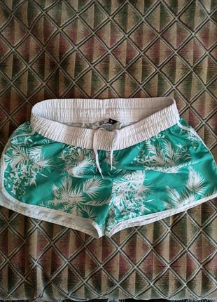 Женские пляжные шорты now размер s.