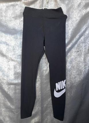 Женские спортивные лосины nike