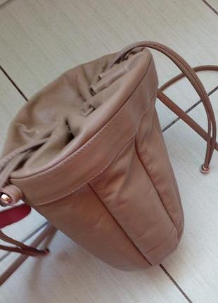 Кожаная сумка - ведро