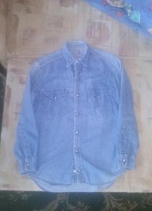 Джинсовая рубашка