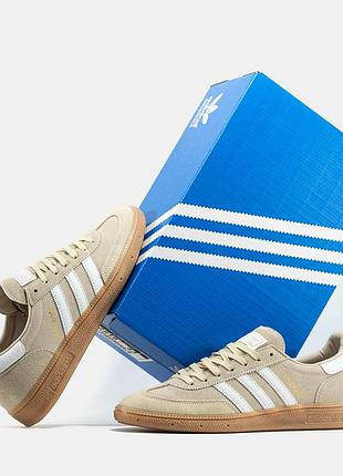 Кроссовки adidas spezial