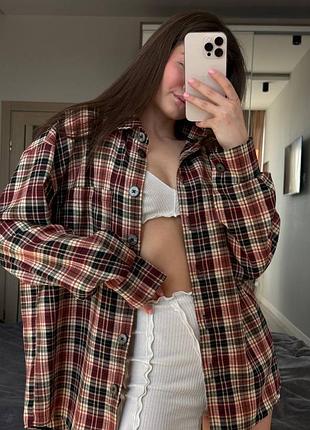 Женская красная с бежевой рубашкой в клетку фланель оверсайз