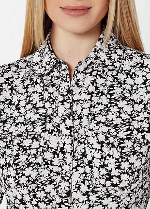 Великолепная блуза рубашка с принтом бренда h&m