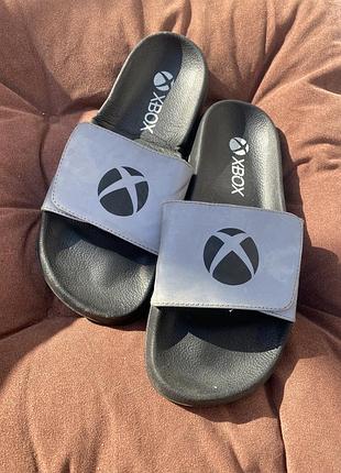 Тапки шлепанцы