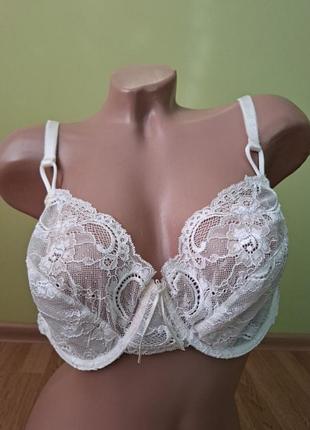 Бюстгальтер 85d