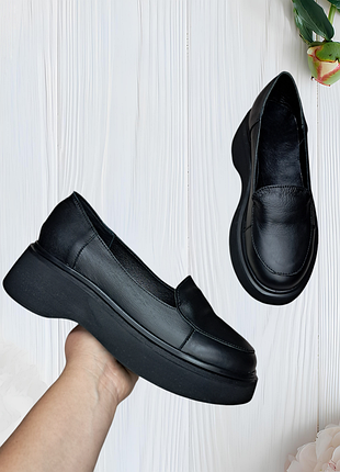 Кожаные женские туфли, лоферы 36 37 размера