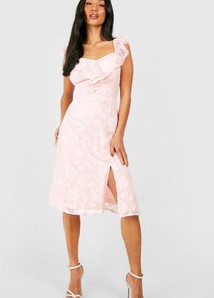 Шифоновое платье с разрезом платье нежно разовое