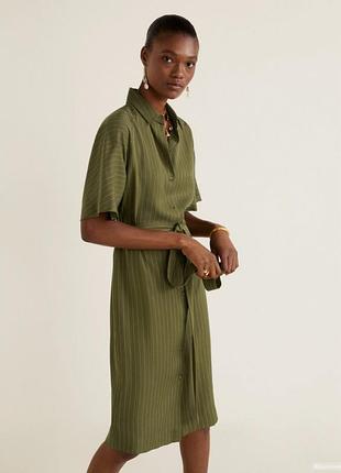 Платье с поясом