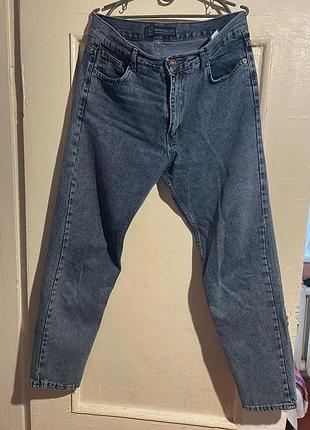 Продам джинси mom