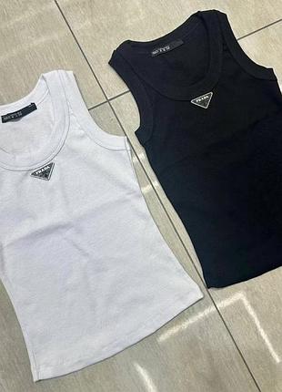 Майка в стиле zara, prada, miu miu
размеры: s,m,l 42,44,46
цвет: белый, черный, молочный