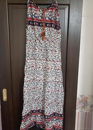 Сарафан плаття