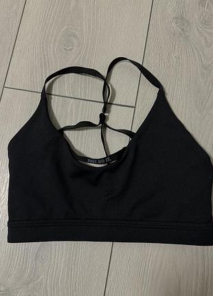 Спортивний топ nike