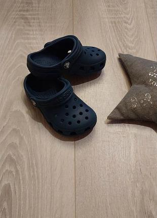 Crocs шльопанці