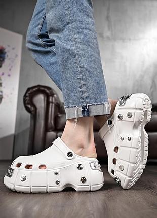 Женские кроксы на платформе