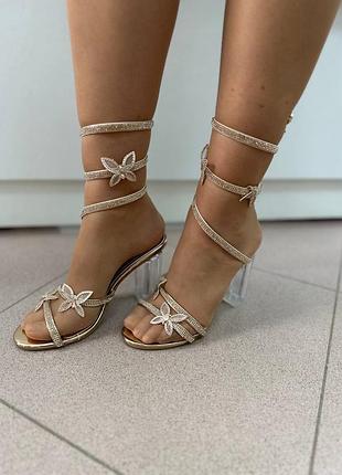 Босоніжки8 фото