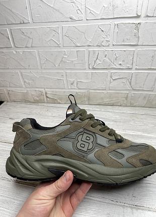 Крутые мужские кроссовки boss levitt хаки оригинал 42-43 размер