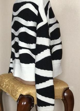 Теплый женский свитер 3