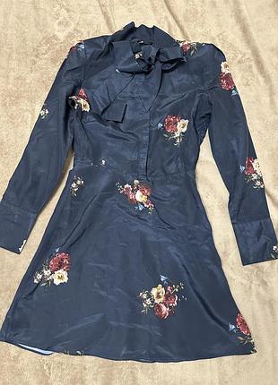 Коротка сукня