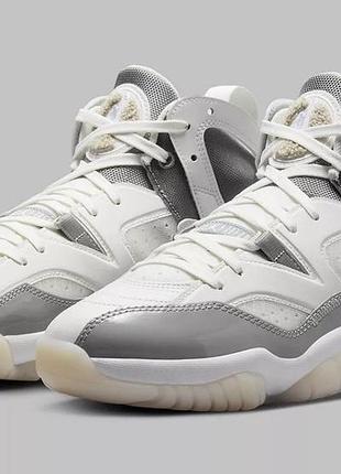 Кроссовки женские turquoise nike jumpman two trey white