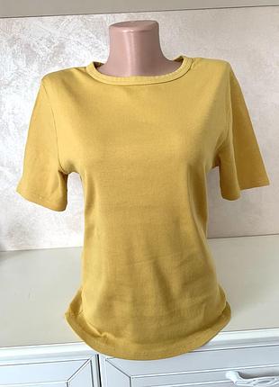 Базова футболка в рубчик