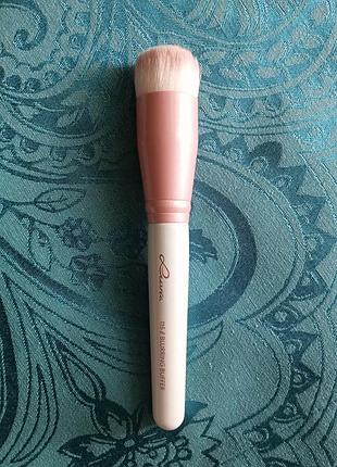Пензлик luvia cosmetics prime vegan blurring buffer 115 (candy)
