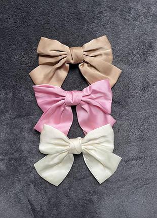 Великі заколки-банти