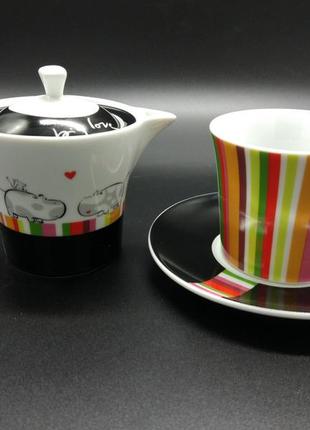 Набор - чашка с блюдцем + чайник для заваривания