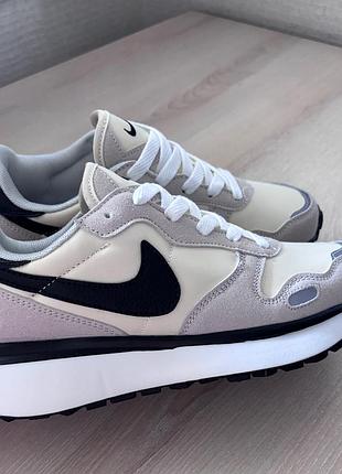 Кроссовки nike phoenix waffle