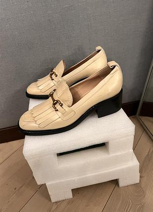 Uterque лофери оригинал