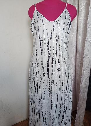 Літнє сукня в підлогу