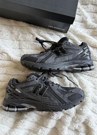 Кроссовки nike acg mountain fly 2 gore-tex black silver