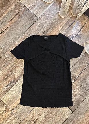 Футболка на девочку 9-10 лет