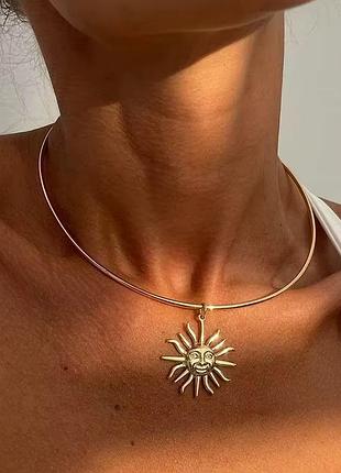 Чокер с подвеской солнце ☀️