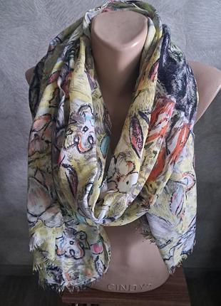 Палантин - парео в интересный принт
