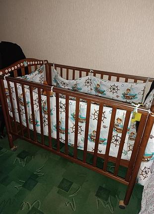 Кроватка + матрас + отдам балдахин