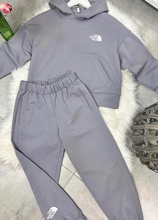 Костюм для дівчинки