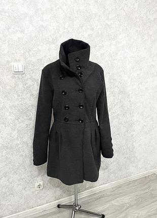 Жіноче пальто